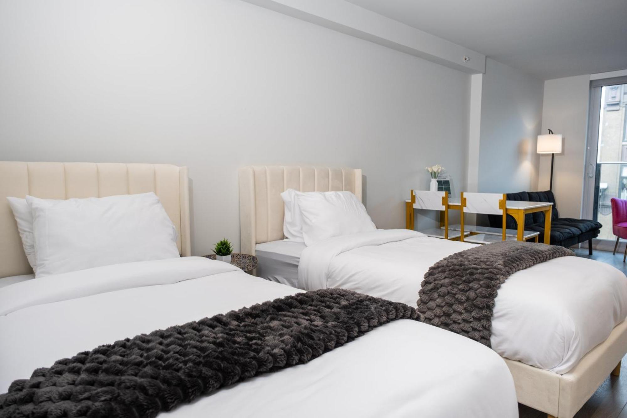 Downtown Center Silverstone Tower I And II Long-Term Booking Only Your Second Home In Vancouver Eksteriør billede